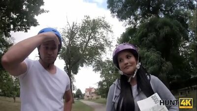 HUNT4K. Duo solves financial problems with dirty fuck-a-thon with stranger