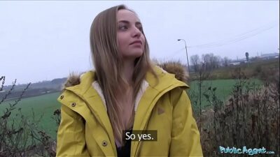 Public Agent Guiltless Lady Bug Paid for Hump