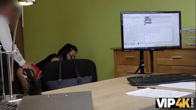 VIP4K. Sie hat nie erwartet, dass Hookup mit Fremden gegen Geld geht, aber es passiert